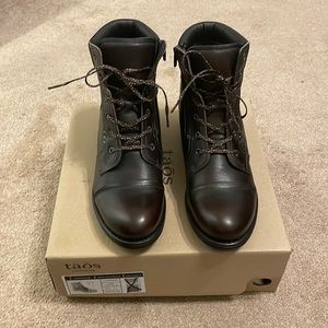 Taos Lace up Boots